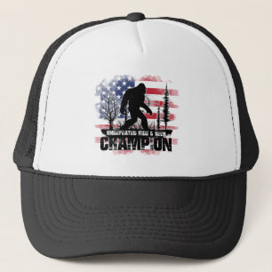 Bigfoot Versteckspiel Champion Amerikanische Flagg Truckerkappe