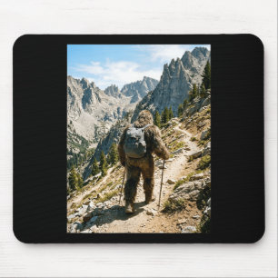 Bigfoot Wandern lustiger Sasquatch Rucksacktour Mousepad