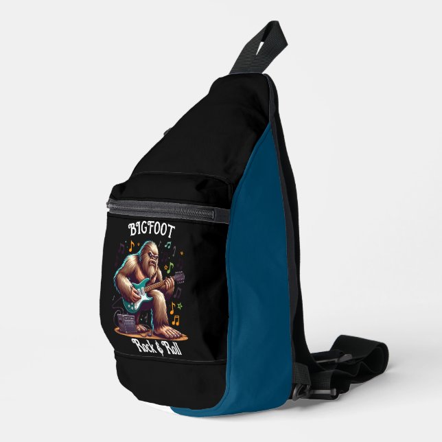 Bigfoots Midnight Jam Session Crossbody Bag (Rechte Ecke)