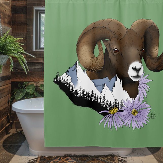 Bighorn Sheep Ram Green Mountains Duschvorhang (Von Creator hochgeladen)