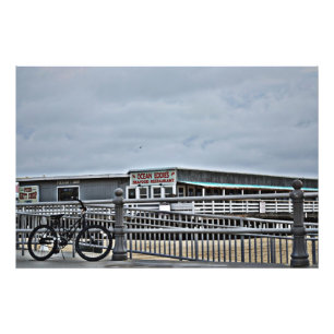 Bike On The Boardwalk von Shirley Taylor Fotodruck