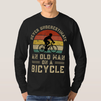 Bike Vintag nie unterschätzen einen alten Mann auf T-Shirt