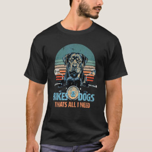 Bikes & Hunde Niedlich Rottweiler fährt Motorrad T-Shirt