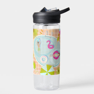 Bikini-Girls und Typ spielen Schwimmbadspiel Trinkflasche