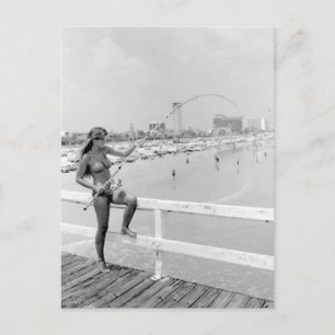 Bikini-Mädchen Angeln Daytona Beach Florida Postkarte