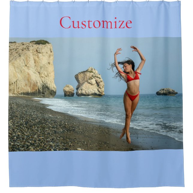 Bikini Modell tanzen Thunder_Cove Duschvorhang (Vorderseite)