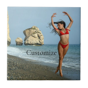 Bikini Modell tanzen Thunder_Cove Fliese