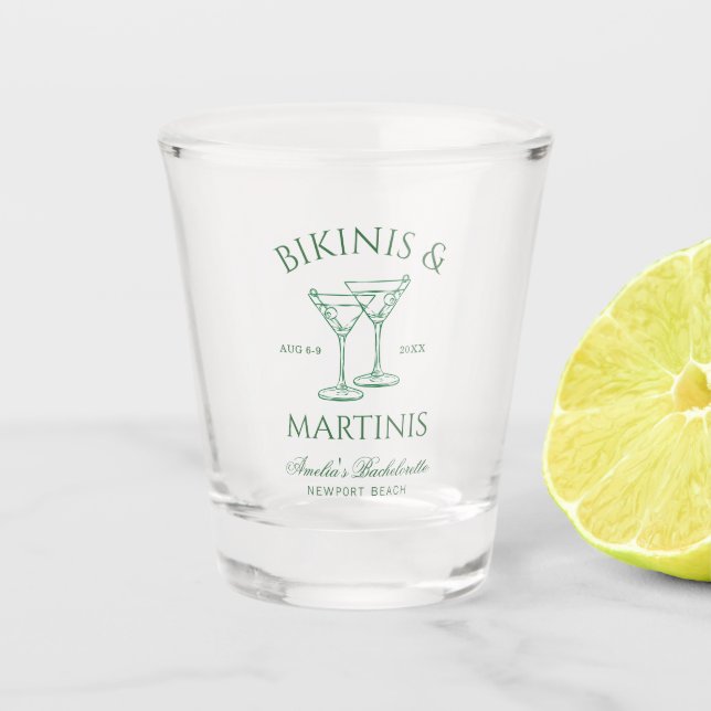 Bikinis & Martinis Green Bachelorette Schnapsglas (Vorderseite)