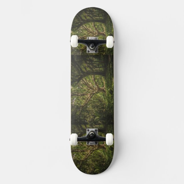 Bild des grünen Waldes Skateboard (Vorderseite)