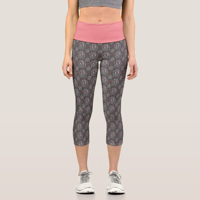 Bild des niedlichen Igels und positives Textmuster Capri Leggings (Vorderseite)