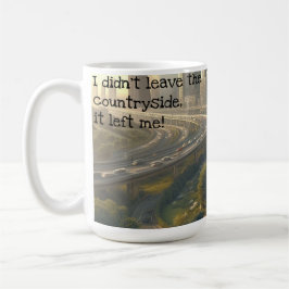 Bild einer niedlichen Hütte mit einer Stadt in der Kaffeetasse