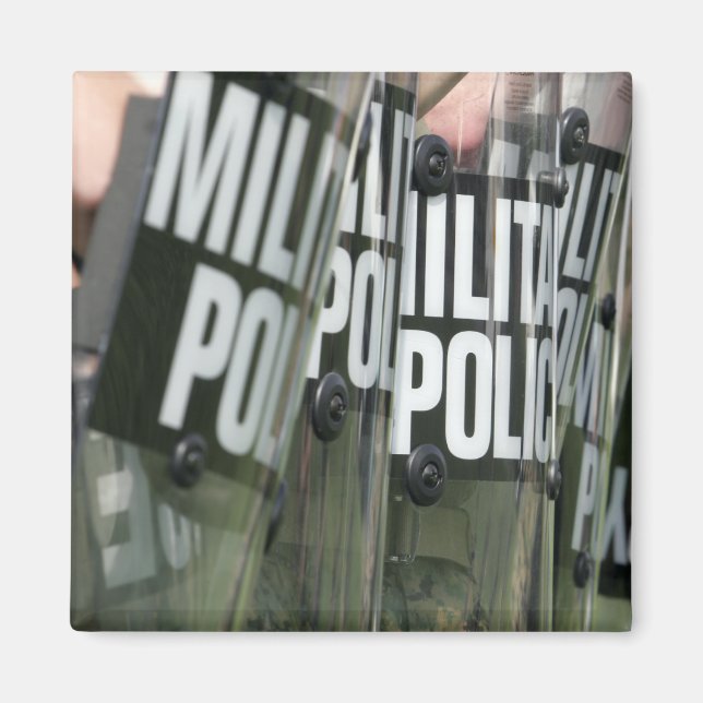 Bildung von Kontrollen Magnet (Vorne)