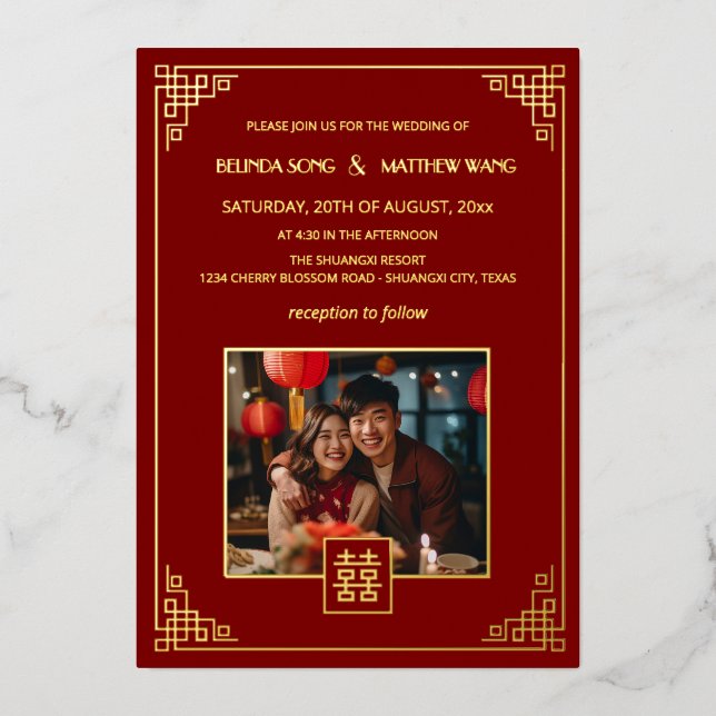 BILINGUAL Photo Red Gold Chinese Wedding Folieneinladung (Vorderseite)
