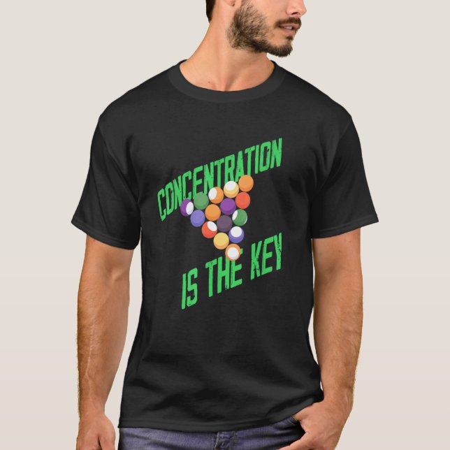 Billard Queue Konzentrationsdesign T-Shirt (Vorderseite)