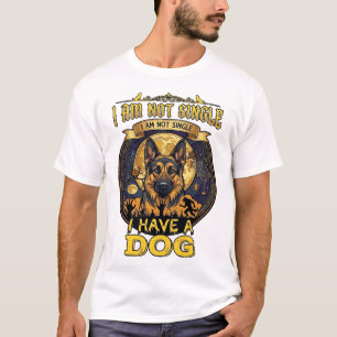 Bin nicht allein, habe Hund Halloween_1 T-Shirt