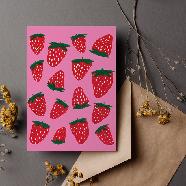 Bio Erdbeeren im Sommer rot auf rosa Untergrund Postkarte (Von Creator hochgeladen)