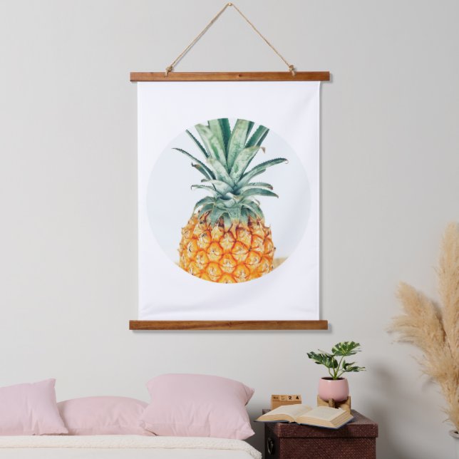 Bio Gefühl von hellgrüner Pastel Wandteppich Mit Holzrahmen (Schlafzimmer)