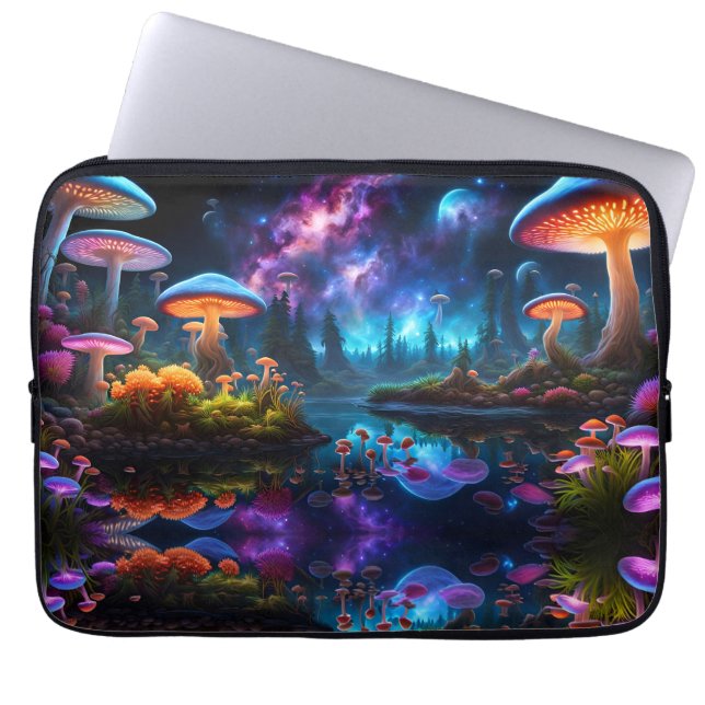 Biolumineszente Alien Pilze auf einem fernen Plane Laptopschutzhülle (Vorderseite)