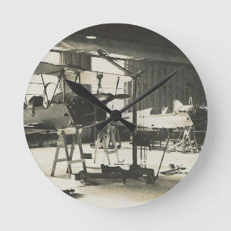 Biplane-Trainer 1941 Runde Wanduhr