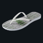 Birch Tree Forest Nature Flip Flops<br><div class="desc">Da die Birke eine Pionierart ist,  ist sie ein Symbol für Wiedergeburt,  neue Anfänge und Wachstum. Es ist ein heiliger Baum innerhalb der Mythologie der Kelte und man nimmt an,  dass er sehr schützende Einflüsse hat.</div>