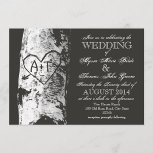 Birch Tree mit Carved Heart Inititials Einladung