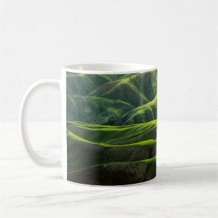 BIRD'S AUGENFOTOGRAPH DER GRÜNEN BERGE KAFFEETASSE