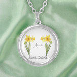 Birth Blume März Daffodil Versilberte Kette<br><div class="desc">Geburtsmonat Blume März Affodil Halskette mit einer Darstellung von daffodil Blume. Unter den Blume steht der Name "Alexandra" in einem stilvollen Script-Schriftart. Unter dem Namen wird "März - Daffodil" Staaten, was darauf hinweist, dass Alexandras Geburtsmonat März ist und ihre Blume bei der Geburt die Narzisse ist. Es ist eine personalisierte...</div>