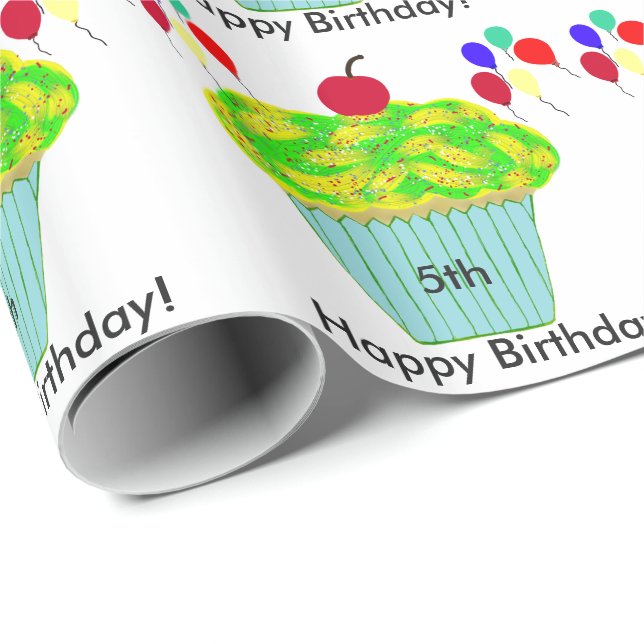 Birthday Balloons Yellow Green Cupcake Geschenkpapier (Rolleneckpunkt)