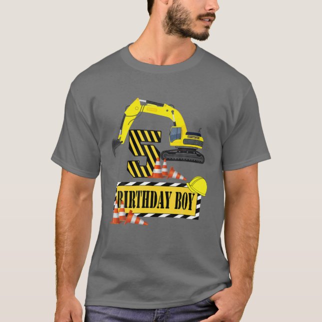 Birthday Boy 5th Birthday Grabungsbau V T-Shirt (Vorderseite)