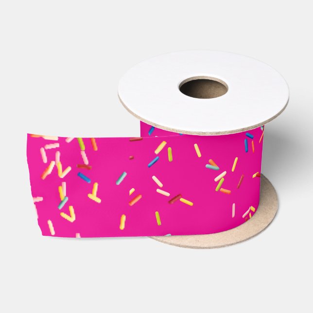 Birthday Cake Sprinklen auf hellrosa Satinband (Spule)