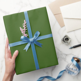 Birthday Golden Retriever auf Green Geschenkpapier