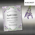 Birthday Lavendel silber eucalyptus luxus Magneteinladung<br><div class="desc">Ein silbernes Imitat mit violettem Imitat Glitzer,  Glitzern,  Lavendelblumen,  Blume und Eukalyptusgrün. Personalisieren und fügen Sie Ihren Namen und die Party-Details.</div>