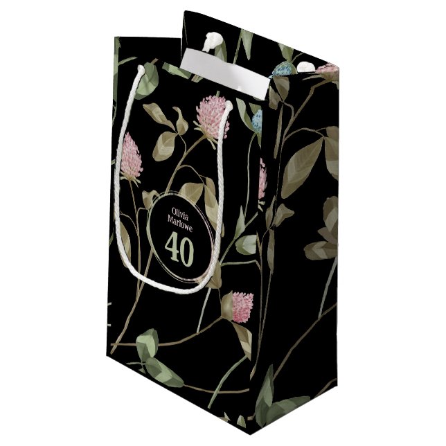 Birthday Romantic Black Pink Klee Blume Kleine Geschenktüte (Rückseite Schrägansicht)