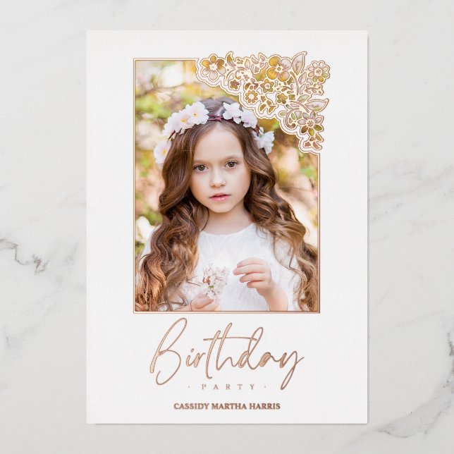 Birthday Romantic Rose Gold Floral Frame Photo Folieneinladung (Vorderseite)