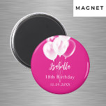 Birthday Rosa Weißballons Party Magnet<br><div class="desc">Für eine 18. Geburtstagsfeier (oder jedes Alter). Ein trendiger rosa Hintergrund mit weißen Ballons. Der Name ist mit einem modernen handgeschriebenen Stilskript geschrieben. Personalisieren und fügen Sie einen Namen und ein Datum hinzu.</div>