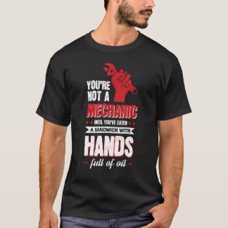Bis du ein Sandwich mit Handgriffen voller O geges T-Shirt