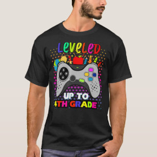 Bis zum 4. Klasse des Gamers zurück in die Schule T-Shirt