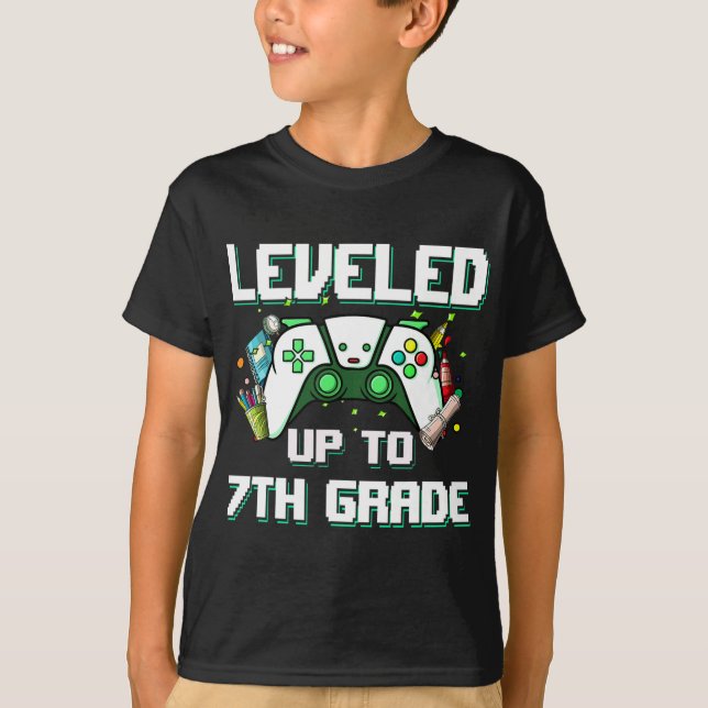 Bis zur siebten Stufe des Gamers zurück zu den Sch T-Shirt (Vorderseite)