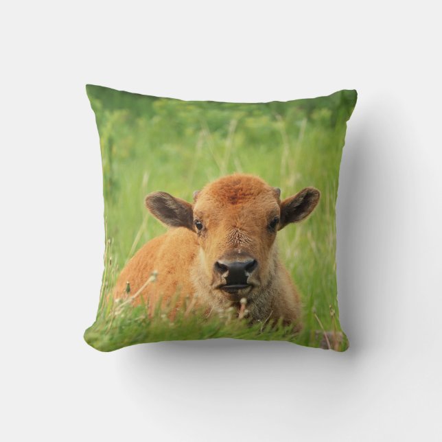 Bison Calf Throw Kissen (Vorderseite)