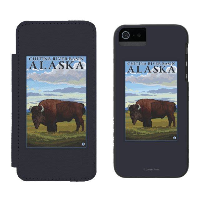 Bison-Szene - Chitina Flusseinzugsgebiet, Alaska Incipio iPhone Geldbeutel-Hülle (Seite an Seite)