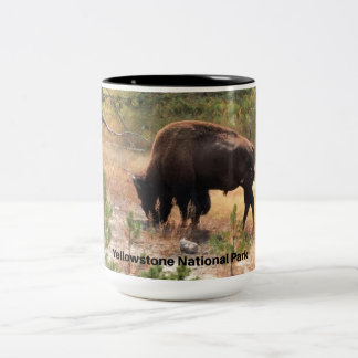 Bisons im Yellowstone Zweifarbige Tasse