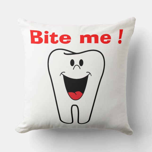 "BITE ME"-TOOTH KISSEN (Vorderseite)