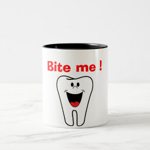 "BITE ME"-TOOTH ZWEIFARBIGE TASSE