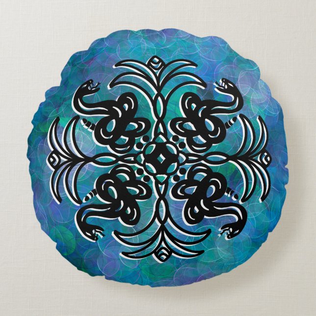 Black and Blue Tribal Snake Mandala Rundes Kissen (Vorderseite)