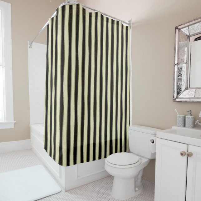Black and Cream Pinstripe Wedding Elegante  Duschvorhang (Beispiel)