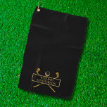 Black and Gold Golf Clubs Personalisiert Golfhandtuch<br><div class="desc">Personalisieren Sie den Namen,  um ein großartiges Golfgeschenk zu schaffen und zu behalten. Entwickelt von Thisisnotme©</div>