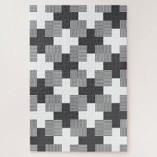 Black and White Abstract Geometric Pattern