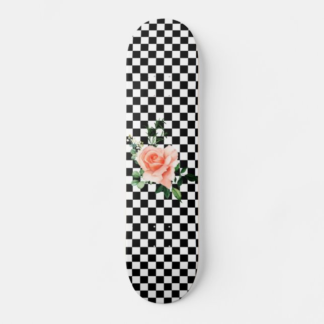 Black and White Checkered & Pink Rose Print Skateboard (Vorderseite)