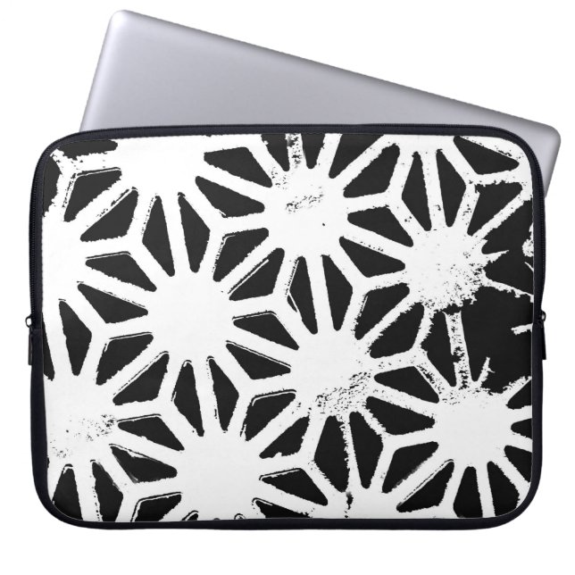 Black and white geometric pattern laptopschutzhülle (Vorderseite)