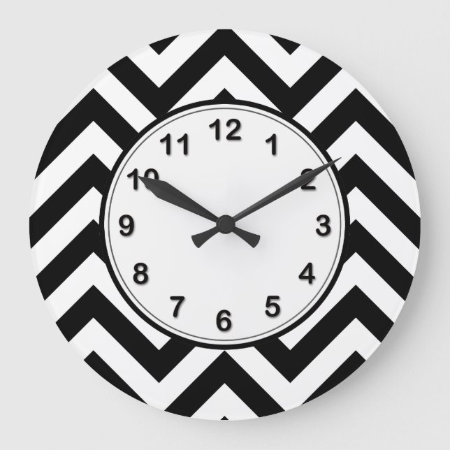 Black and White Large Chevron ZigZag Pattern Große Wanduhr (Vorderseite)